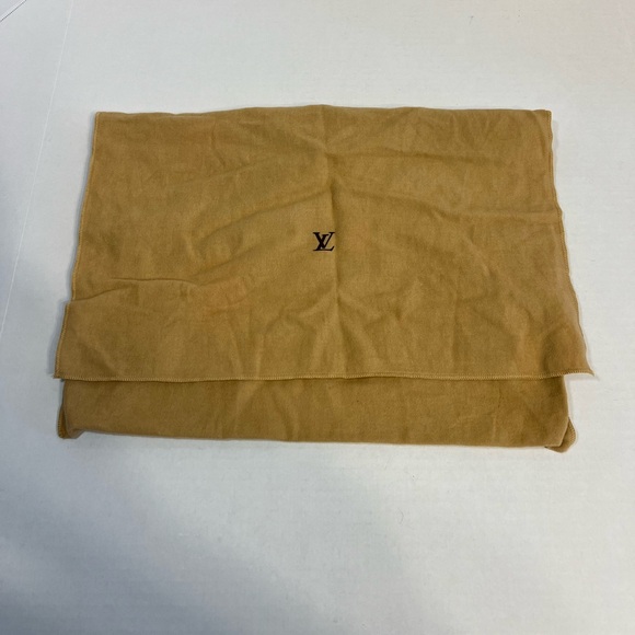Louis Vuitton Handbags - Louis Vuitton dust bag 13‎ X 18